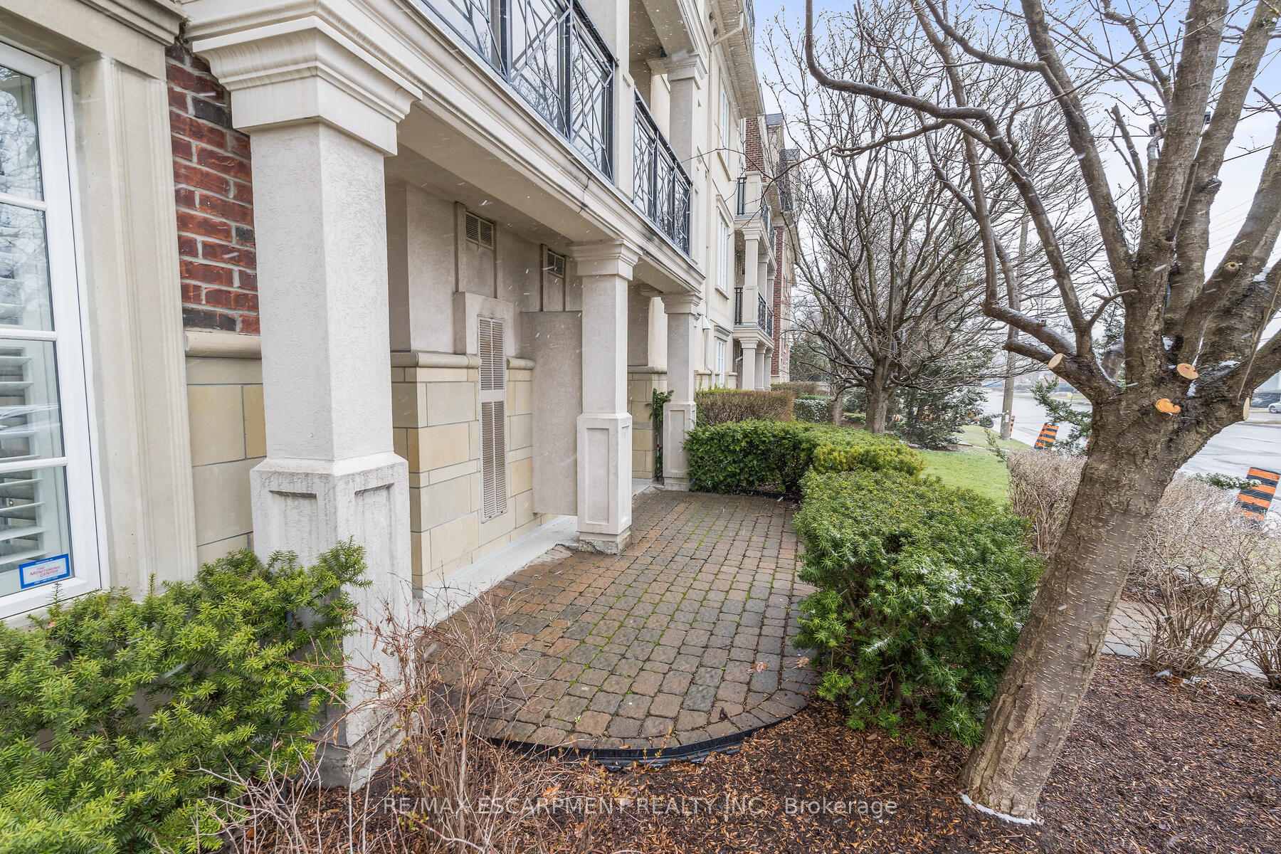 Photo 30 of Unit 116, 3351 Cawthra Road, Mississauga, Applewood — HOMEH