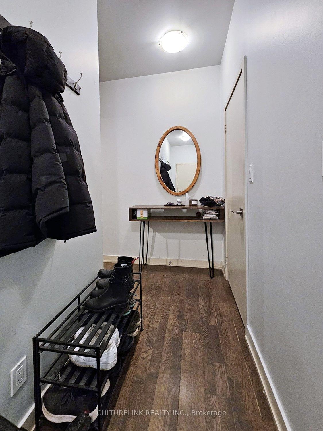 Photo 6 of Unit 707, 126 Simcoe Street, Toronto, Waterfront Communities — HOMEH