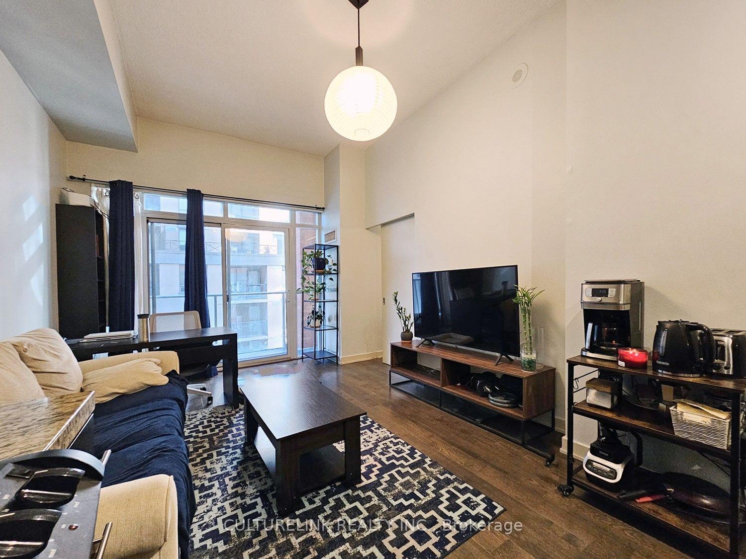 Photo 10 of Unit 707, 126 Simcoe Street, Toronto, Waterfront Communities — HOMEH