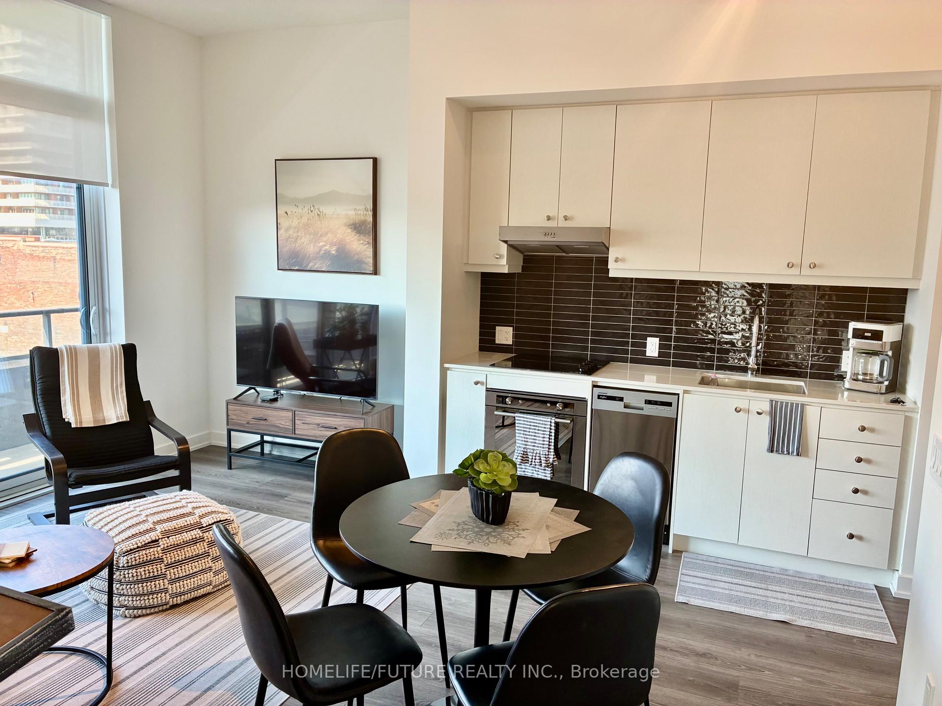 Photo 4 of Unit 610, 9 Tecumseth Street, Toronto, Niagara — HOMEH