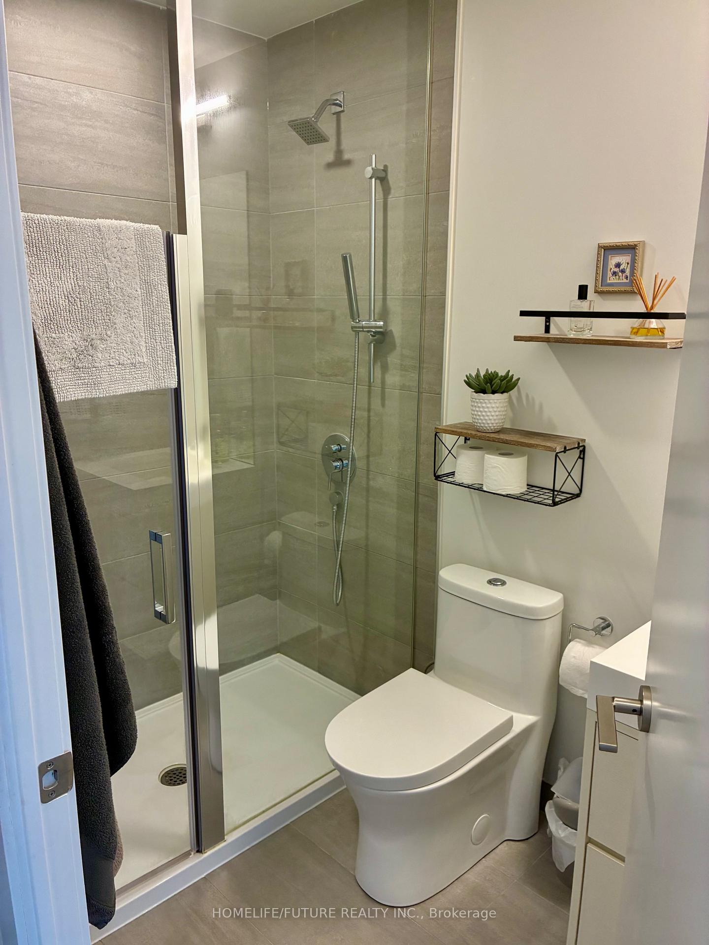 Photo 10 of Unit 610, 9 Tecumseth Street, Toronto, Niagara — HOMEH