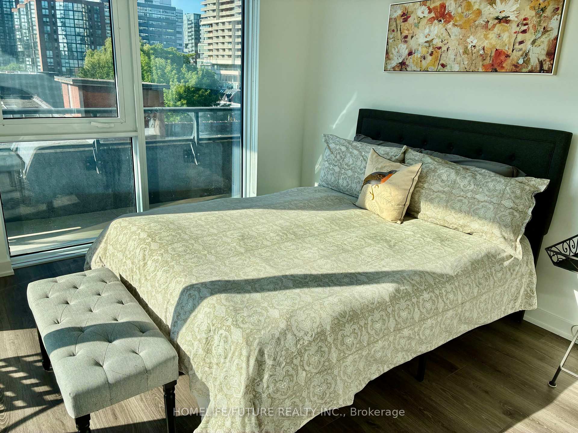 Photo 14 of Unit 610, 9 Tecumseth Street, Toronto, Niagara — HOMEH