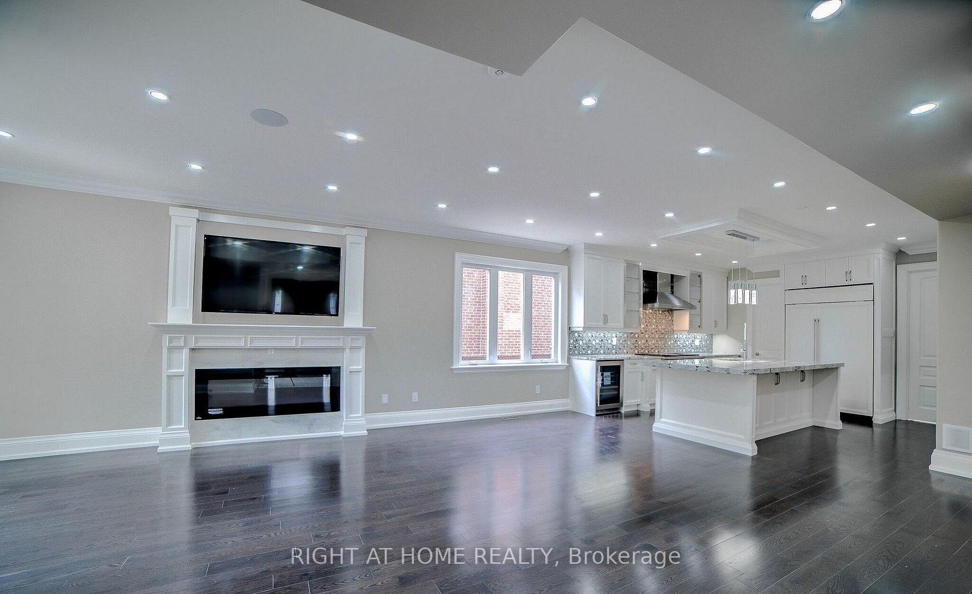 Photo 19 of 53 Eaglewood Boulevard, Mississauga, Mineola — HOMEH