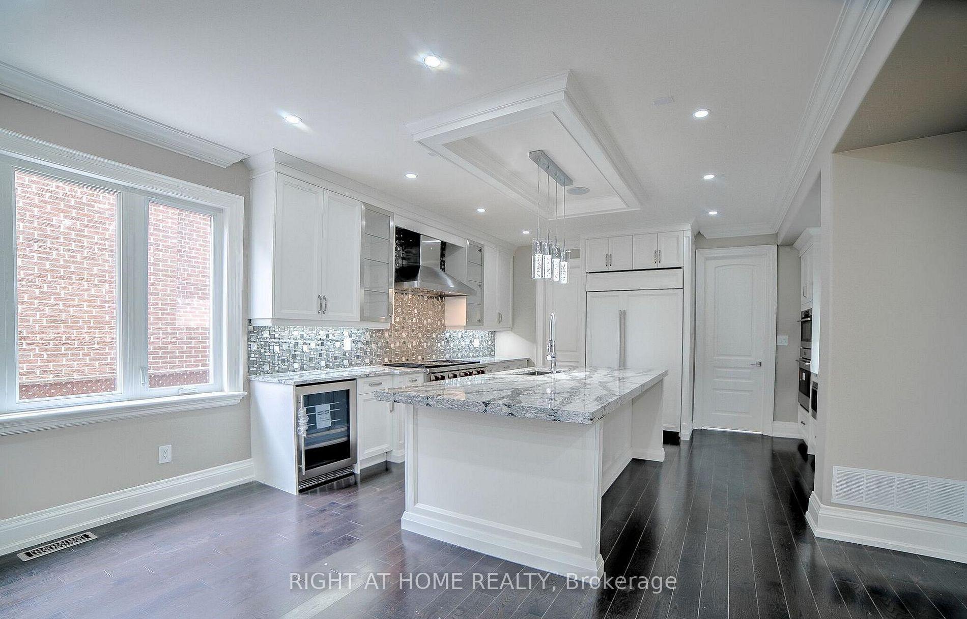 Photo 21 of 53 Eaglewood Boulevard, Mississauga, Mineola — HOMEH