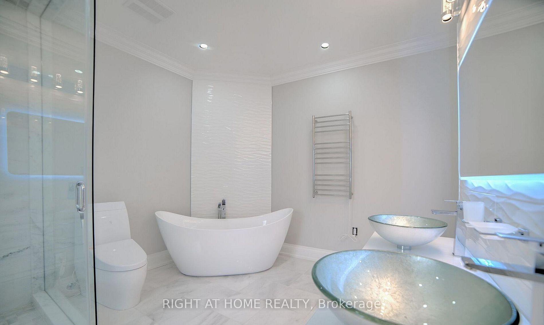 Photo 41 of 53 Eaglewood Boulevard, Mississauga, Mineola — HOMEH
