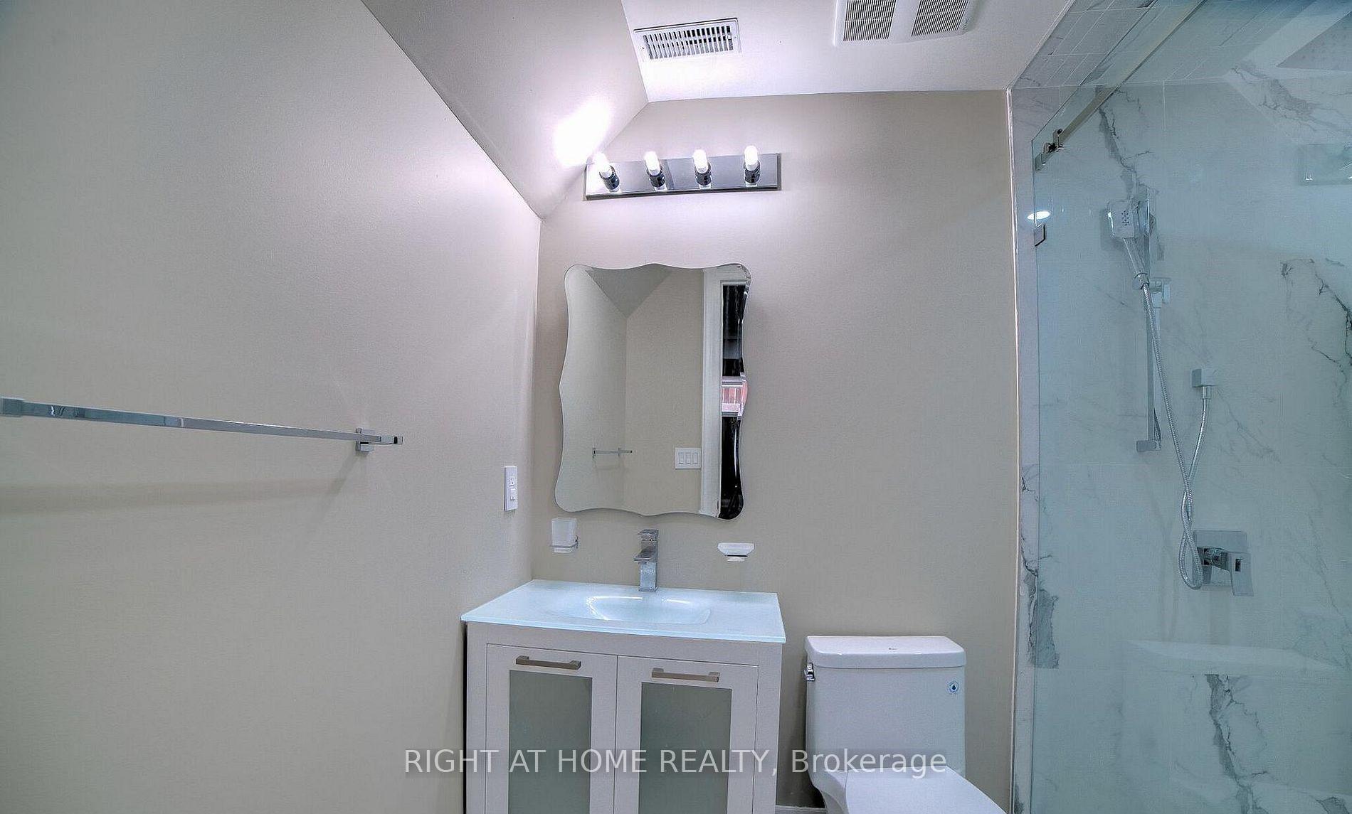 Photo 49 of 53 Eaglewood Boulevard, Mississauga, Mineola — HOMEH