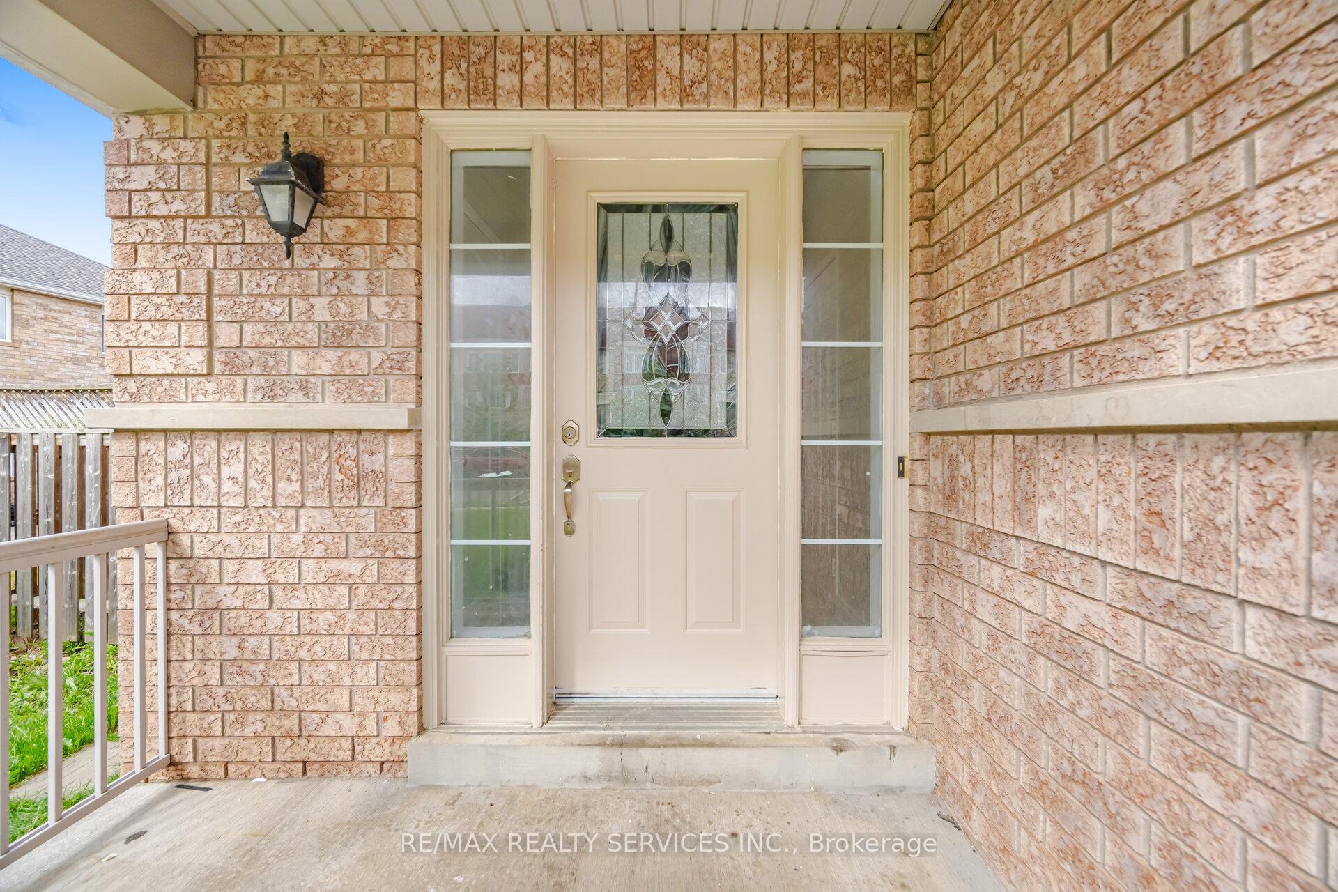 Photo 6 of 249 Sunny Meadow Boulevard, Brampton, Sandringham-Wellington — HOMEH