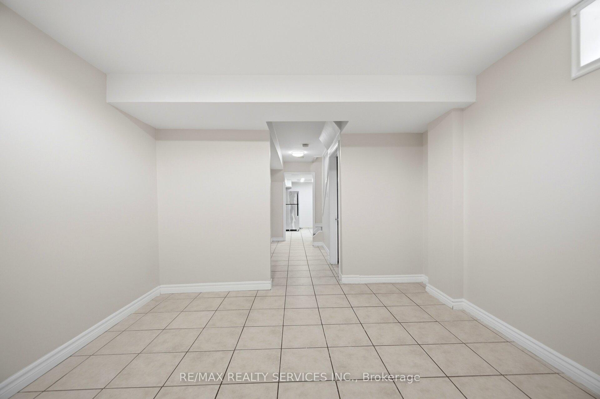 Photo 39 of 249 Sunny Meadow Boulevard, Brampton, Sandringham-Wellington — HOMEH