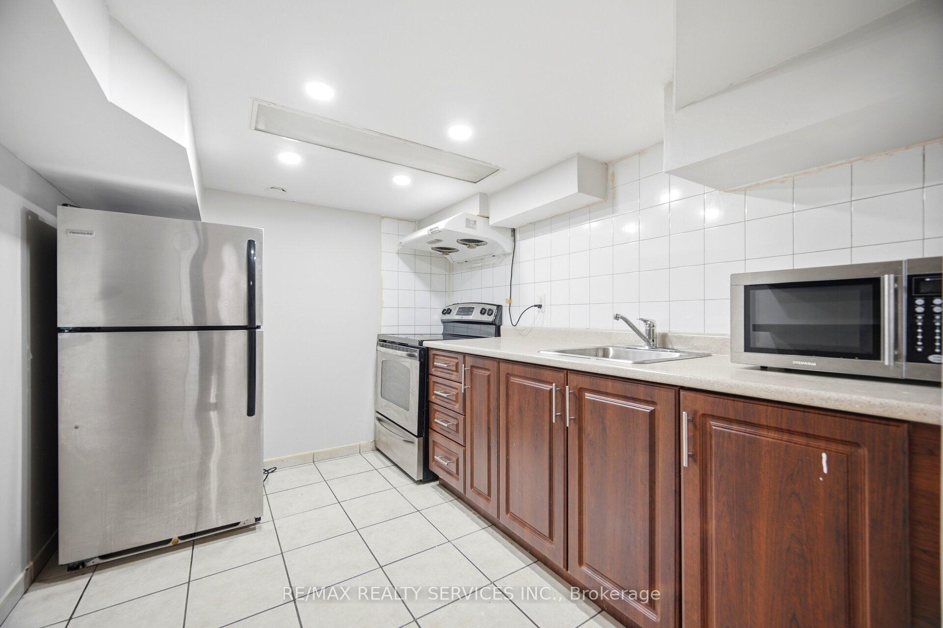 Photo 40 of 249 Sunny Meadow Boulevard, Brampton, Sandringham-Wellington — HOMEH