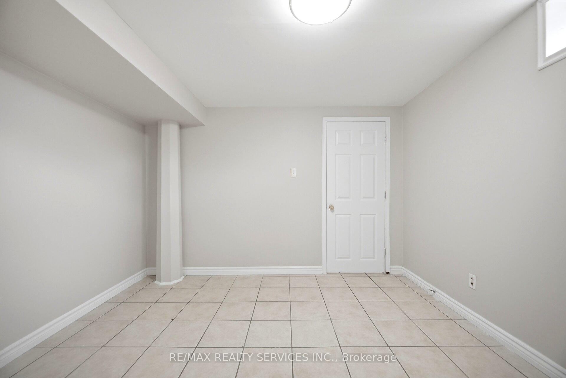 Photo 42 of 249 Sunny Meadow Boulevard, Brampton, Sandringham-Wellington — HOMEH