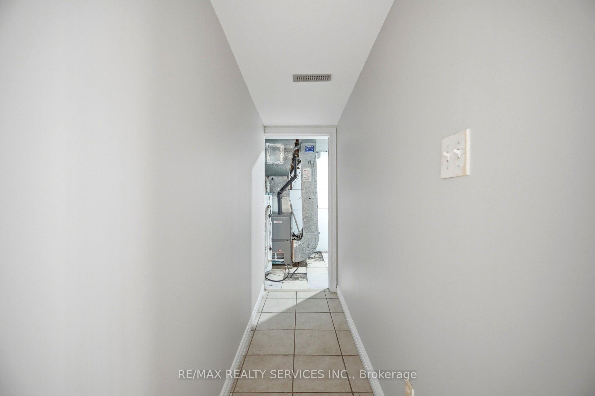 Photo 44 of 249 Sunny Meadow Boulevard, Brampton, Sandringham-Wellington — HOMEH