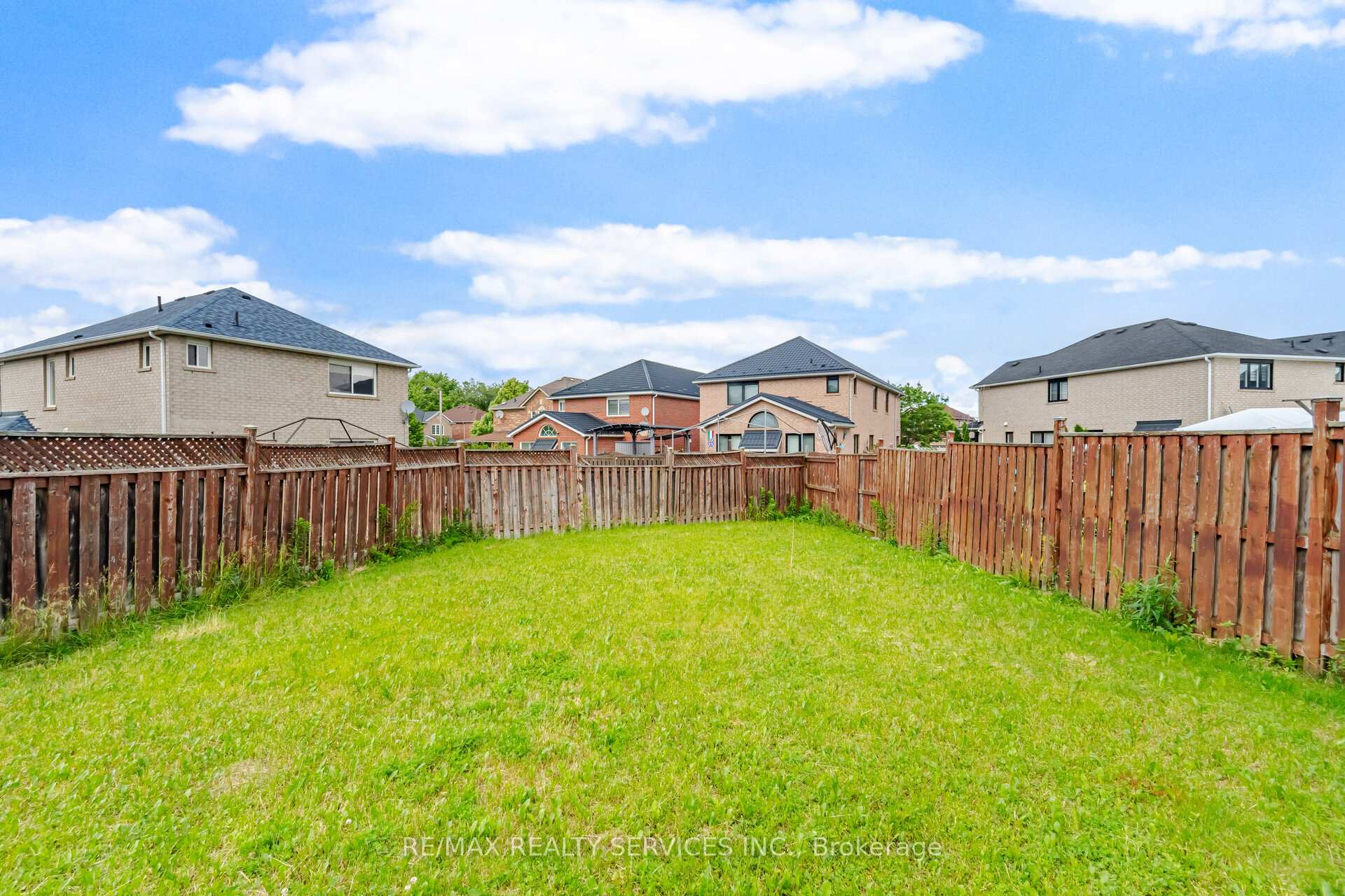 Photo 47 of 249 Sunny Meadow Boulevard, Brampton, Sandringham-Wellington — HOMEH