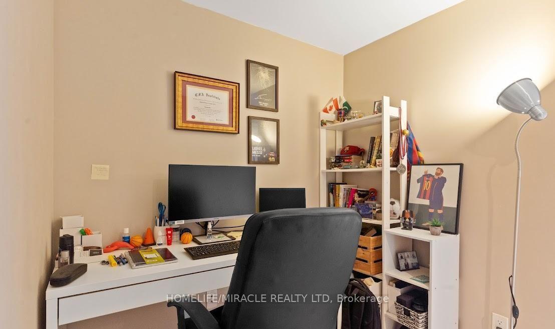 Photo 5 of Unit 1612, 80 Queens Wharf Road, Toronto, Waterfront Communities — HOMEH