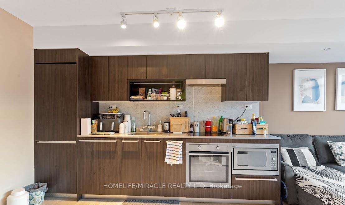 Photo 7 of Unit 1612, 80 Queens Wharf Road, Toronto, Waterfront Communities — HOMEH