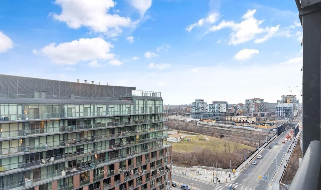 Photo 14 of Unit 1612, 80 Queens Wharf Road, Toronto, Waterfront Communities — HOMEH