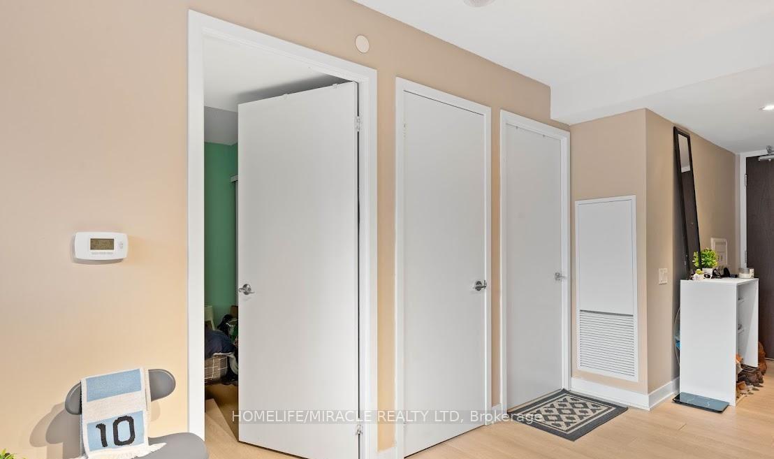 Photo 17 of Unit 1612, 80 Queens Wharf Road, Toronto, Waterfront Communities — HOMEH