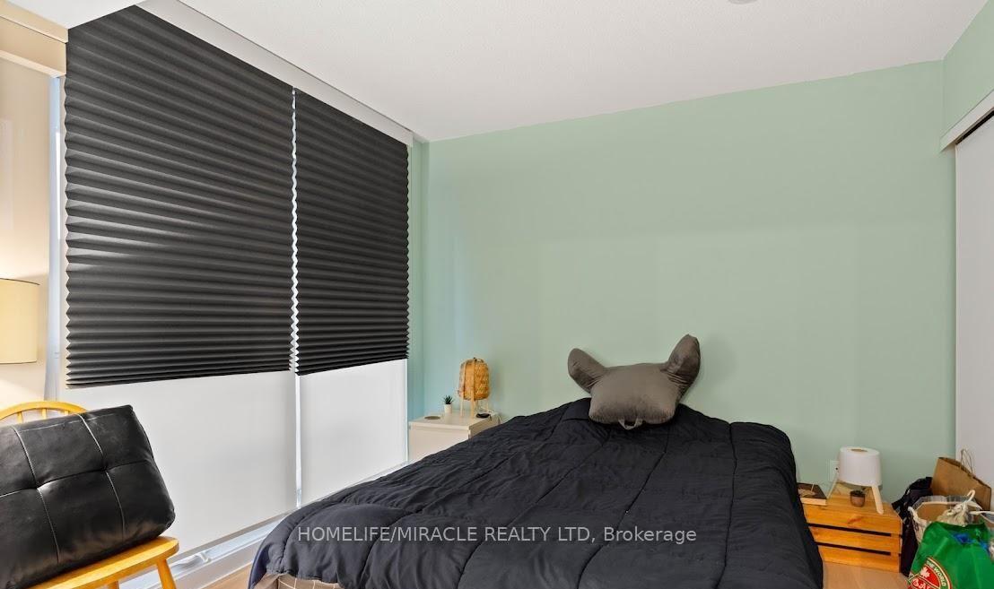 Photo 18 of Unit 1612, 80 Queens Wharf Road, Toronto, Waterfront Communities — HOMEH
