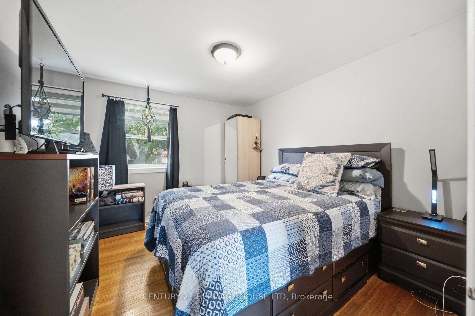 Photo 13 of 83 Fairview Drive, Brantford, Fairview/Greenbrier — HOMEH
