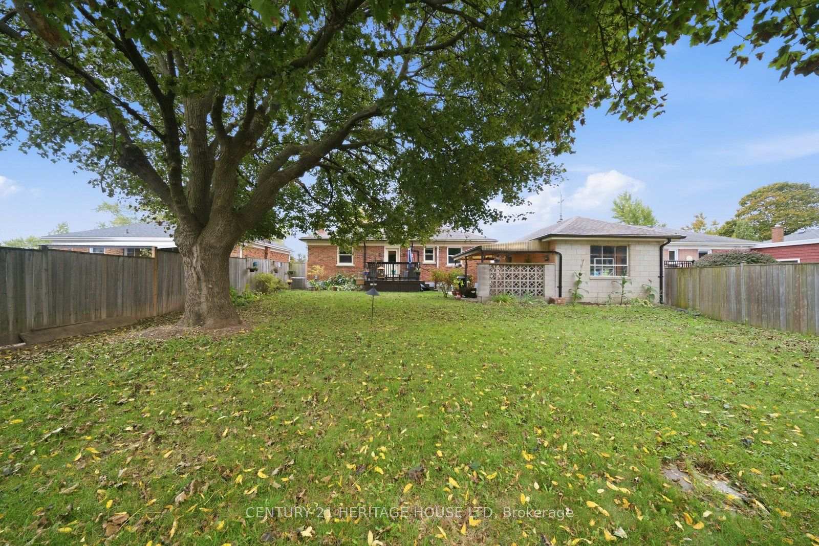 Photo 25 of 83 Fairview Drive, Brantford, Fairview/Greenbrier — HOMEH