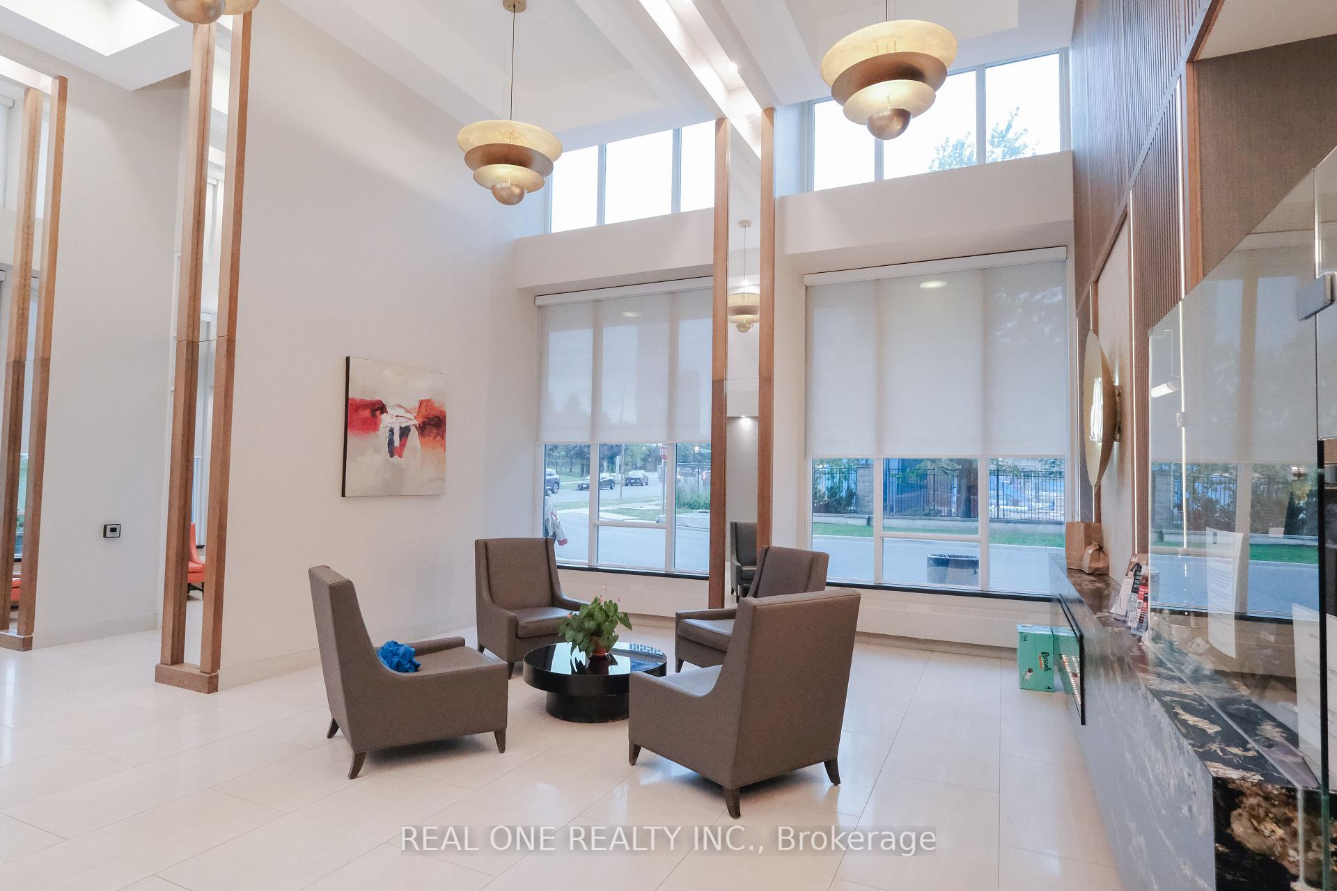 Photo 2 of Unit 1608, 3525 Kariya Drive, Mississauga, City Centre — HOMEH