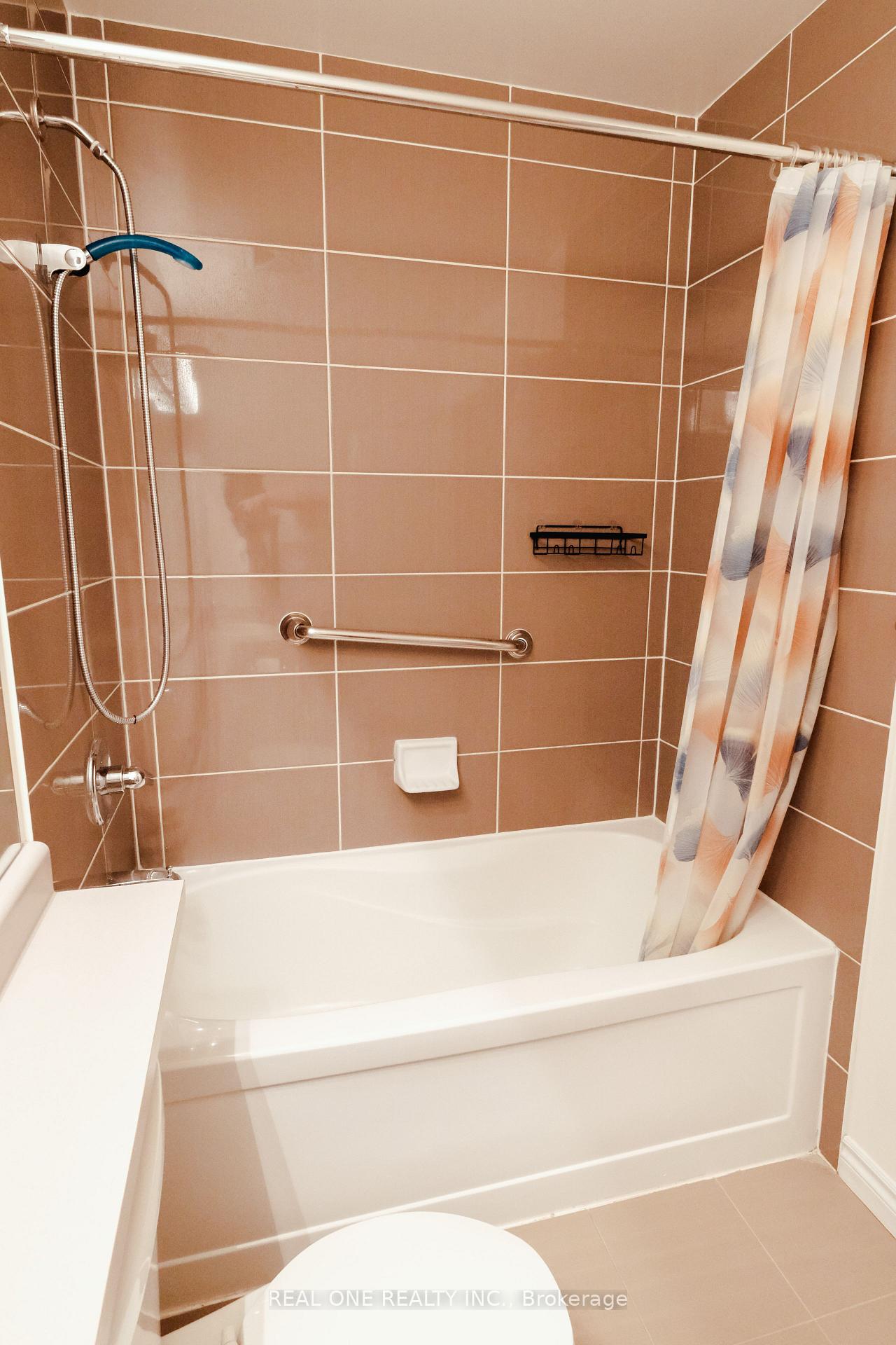 Photo 15 of Unit 1608, 3525 Kariya Drive, Mississauga, City Centre — HOMEH