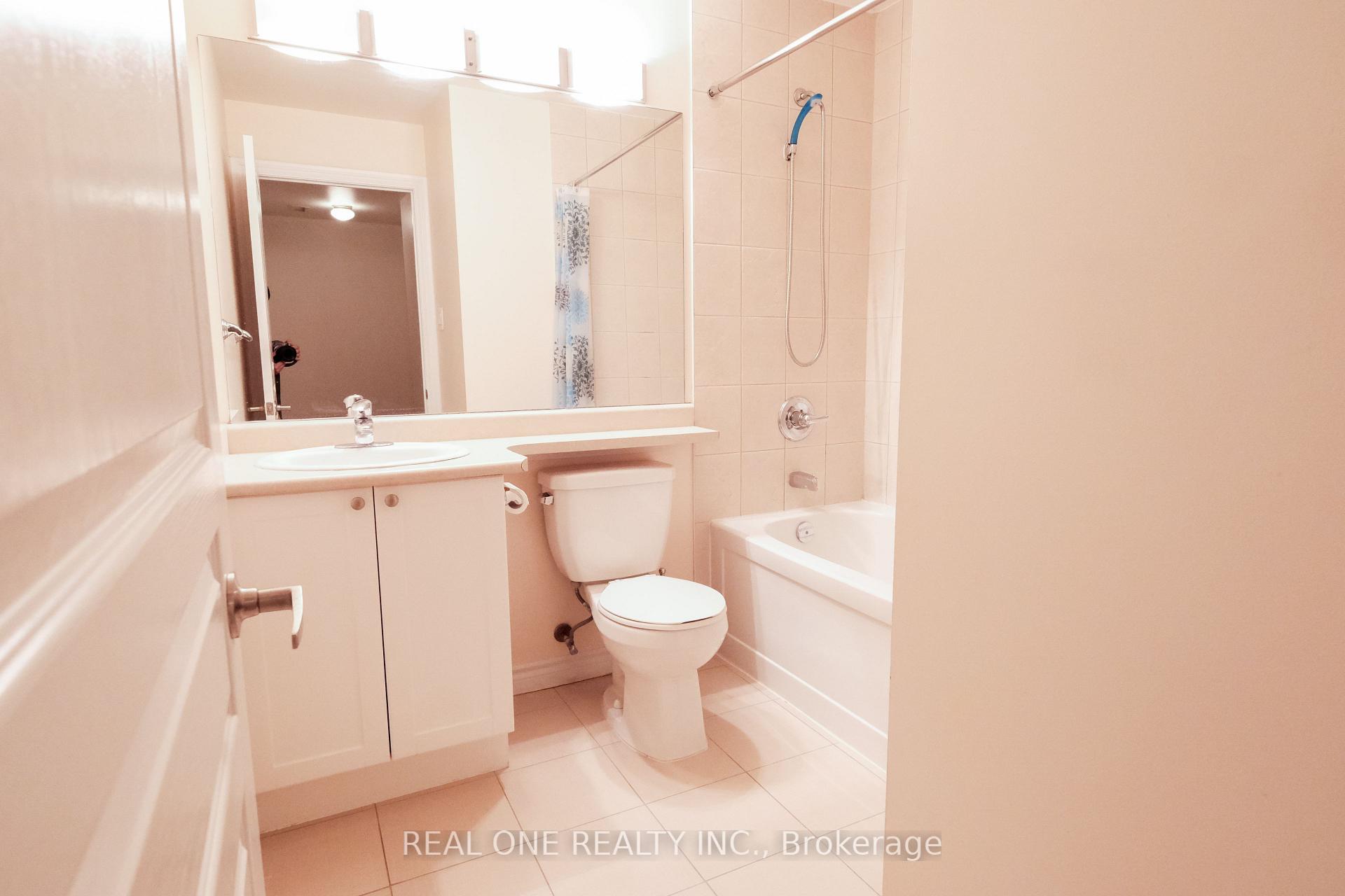 Photo 16 of Unit 1608, 3525 Kariya Drive, Mississauga, City Centre — HOMEH