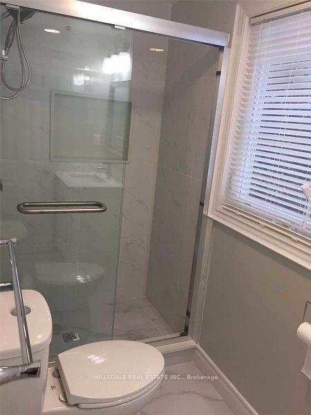 Photo 7 of 49 Walkerton Drive, Markham, Bullock — HOMEH