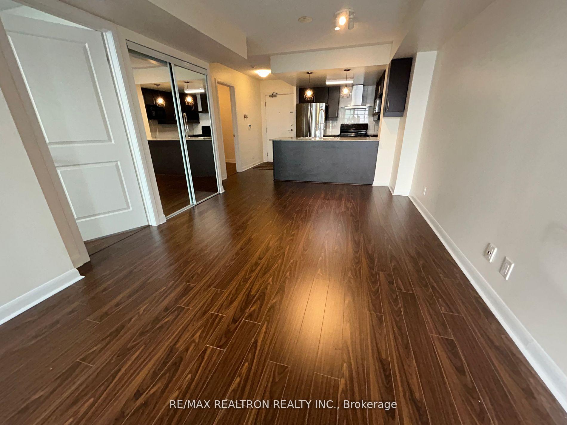 Photo of Unit 1709, 190 Borough Drive