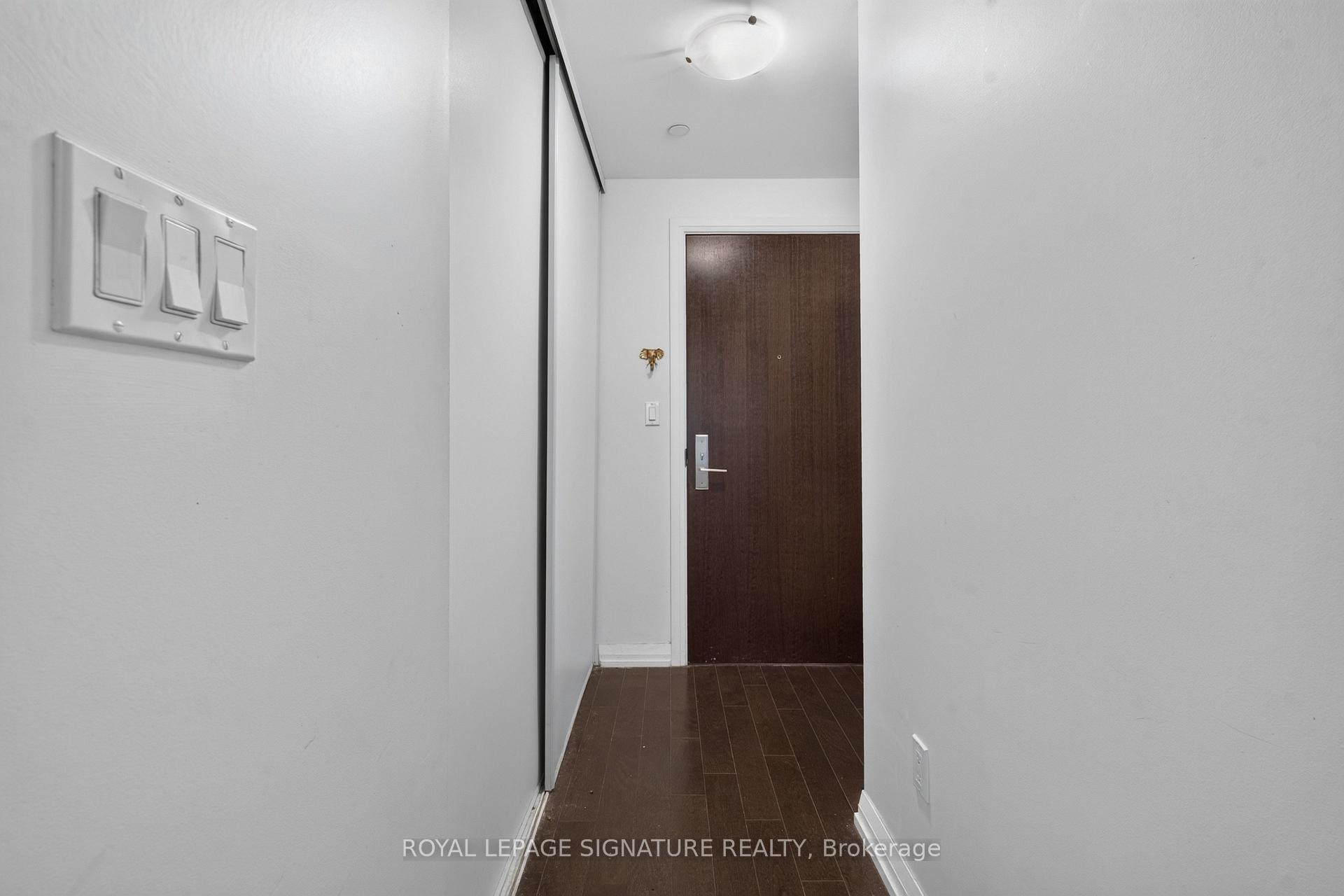 Photo 4 of 460 Adelaide Street E, Toronto, Moss Park — HOMEH