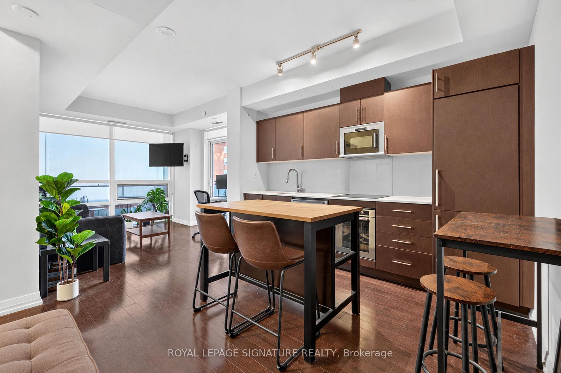 Photo 5 of 460 Adelaide Street E, Toronto, Moss Park — HOMEH