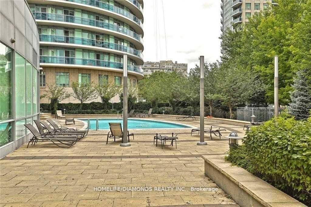 Photo 6 of Unit 401, 80 Absolute Avenue, Mississauga, City Centre — HOMEH