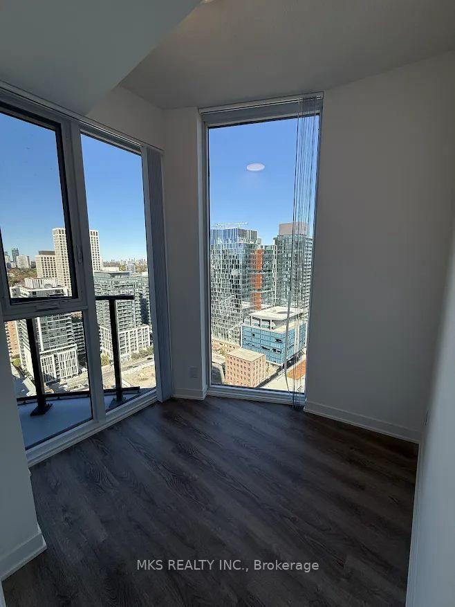 Photo 5 of Unit 3003, 180 Front Street E, Toronto, Moss Park — HOMEH