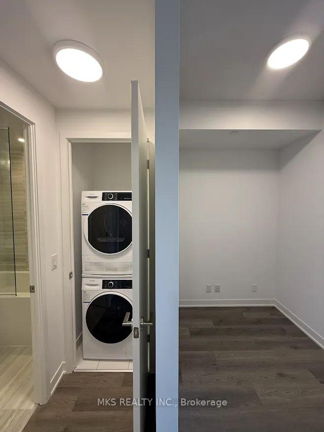 Photo 4 of Unit 2905, 180 Front Street E, Toronto, Moss Park — HOMEH