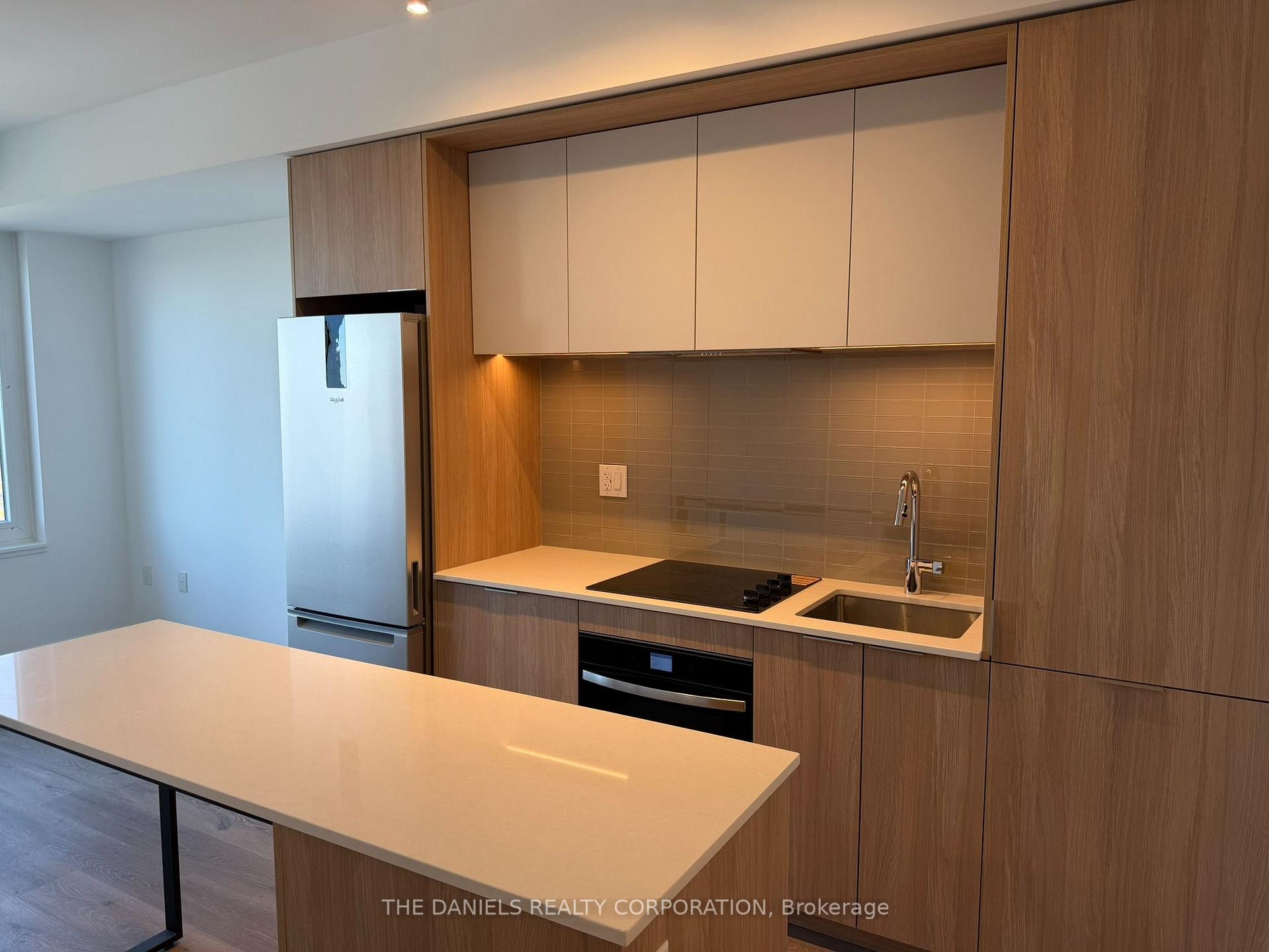Photo 6 of Unit 4601, 395 Square One Drive, Mississauga, City Centre — HOMEH