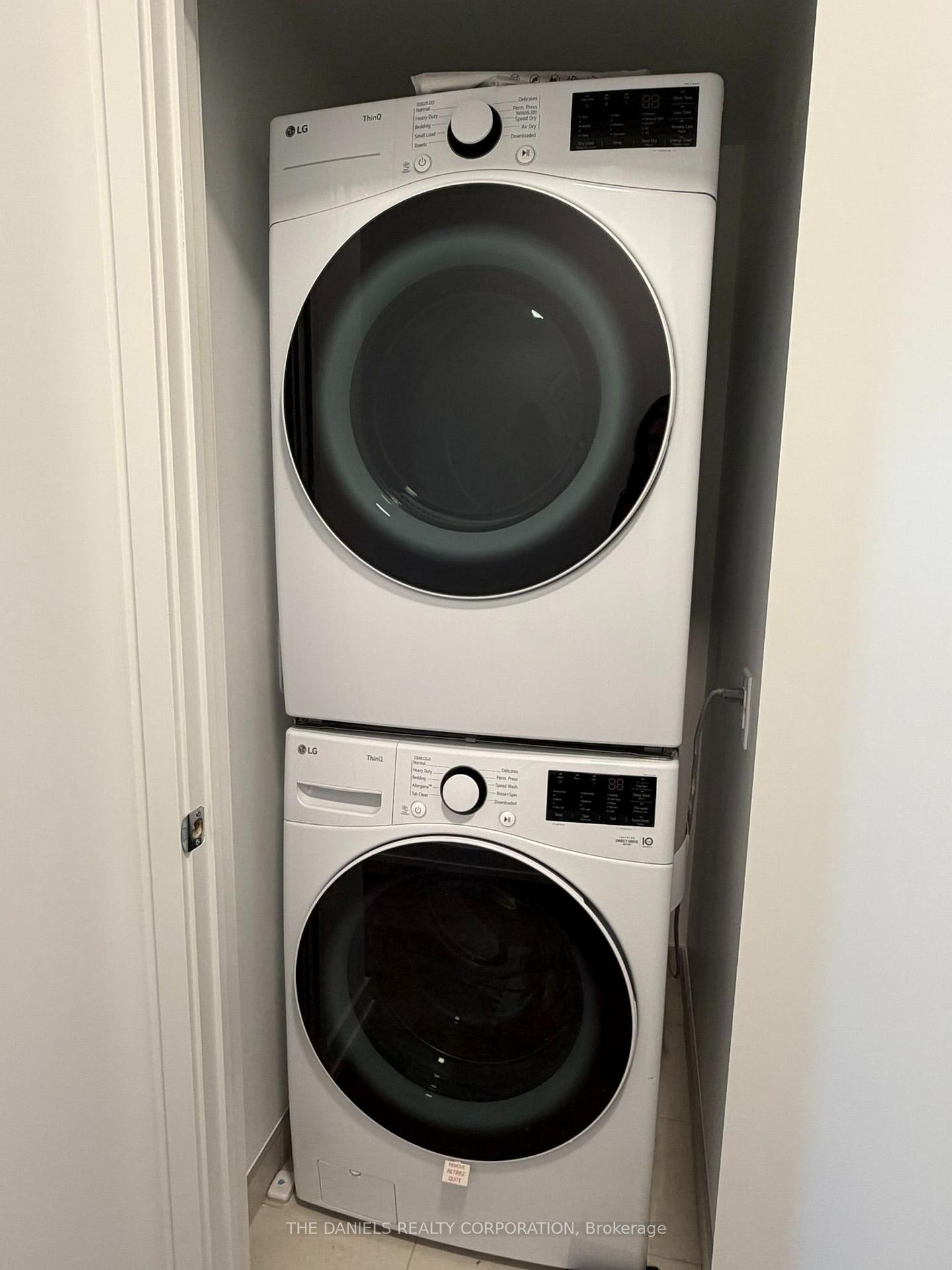 Photo 13 of Unit 4601, 395 Square One Drive, Mississauga, City Centre — HOMEH