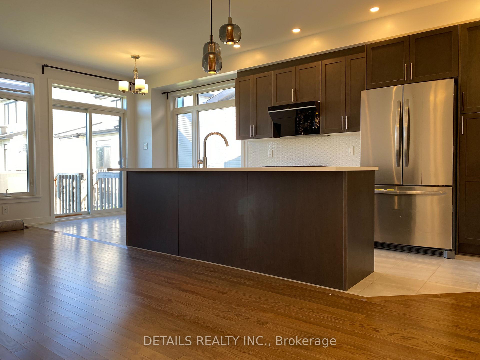 Photo 11 of 56 Robusta Lane, Ottawa, Barrhaven - Heritage Park — HOMEH