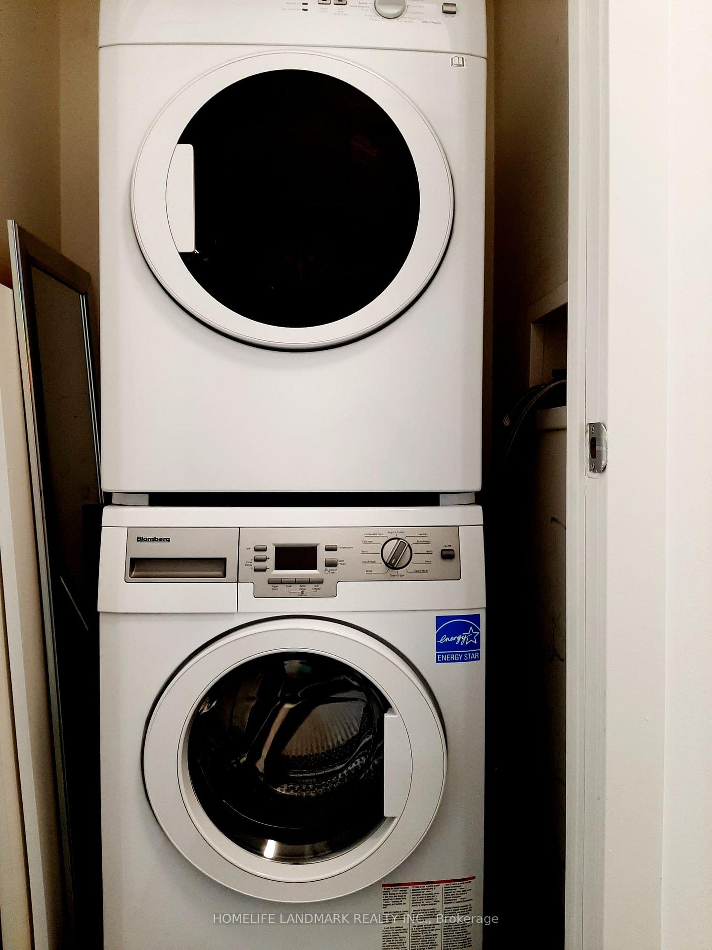 Photo 6 of Unit 1011, 75 The Donway, North York, Banbury-Don Mills — HOMEH
