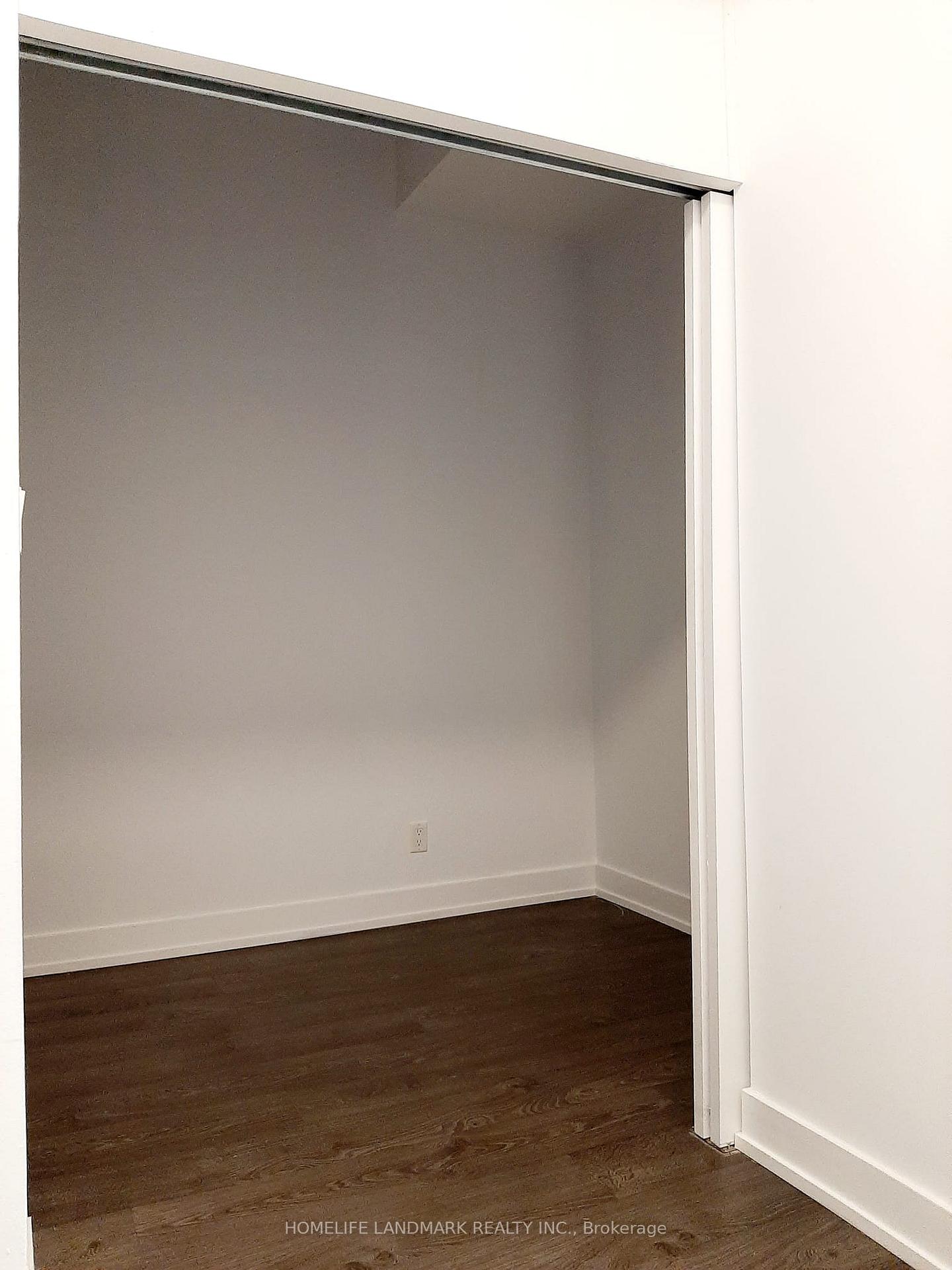 Photo 17 of Unit 1011, 75 The Donway, North York, Banbury-Don Mills — HOMEH