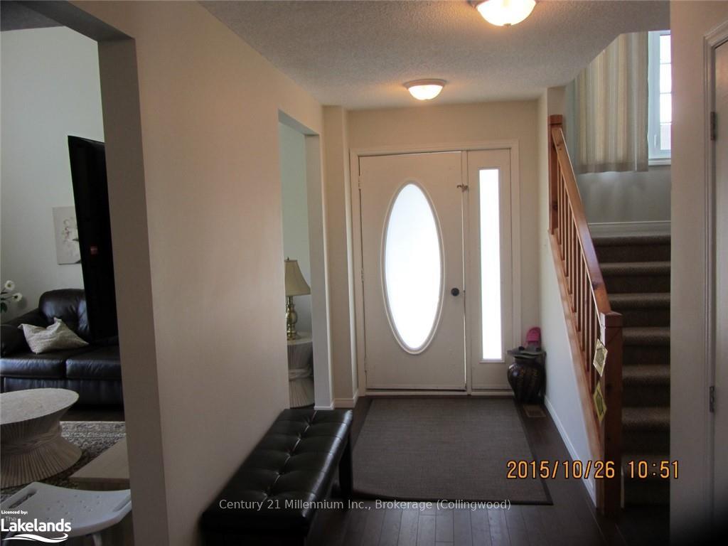 Photo 3 of Unit 1, 146 Settlers Way, Blue Mountains — HOMEH