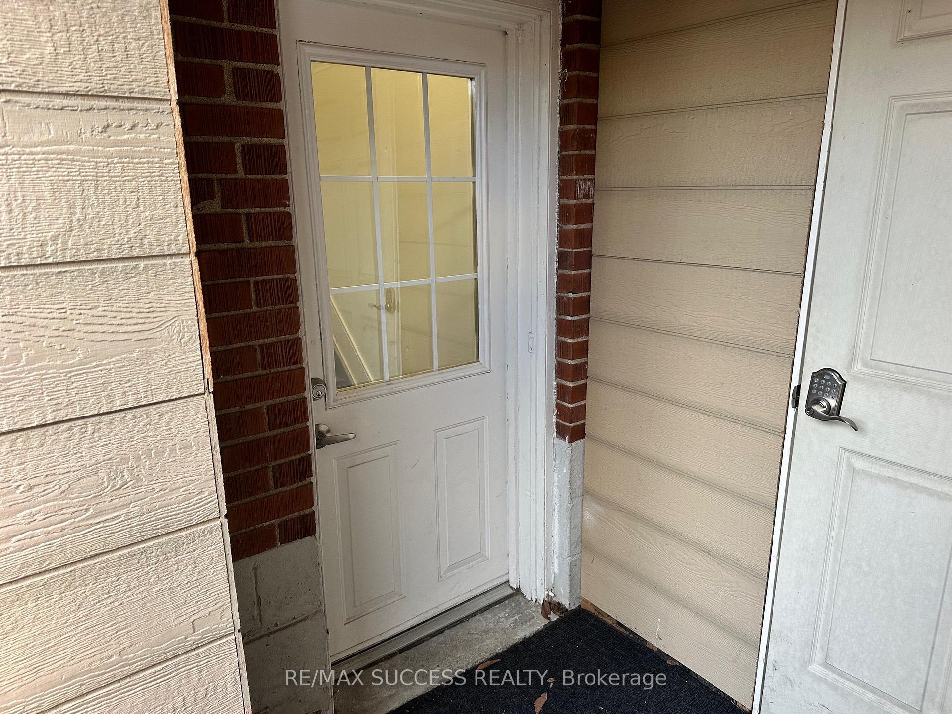 Photo 3 of Unit Bsmt, 32 Billingham Road, Etobicoke, Islington-City Centre West — HOMEH