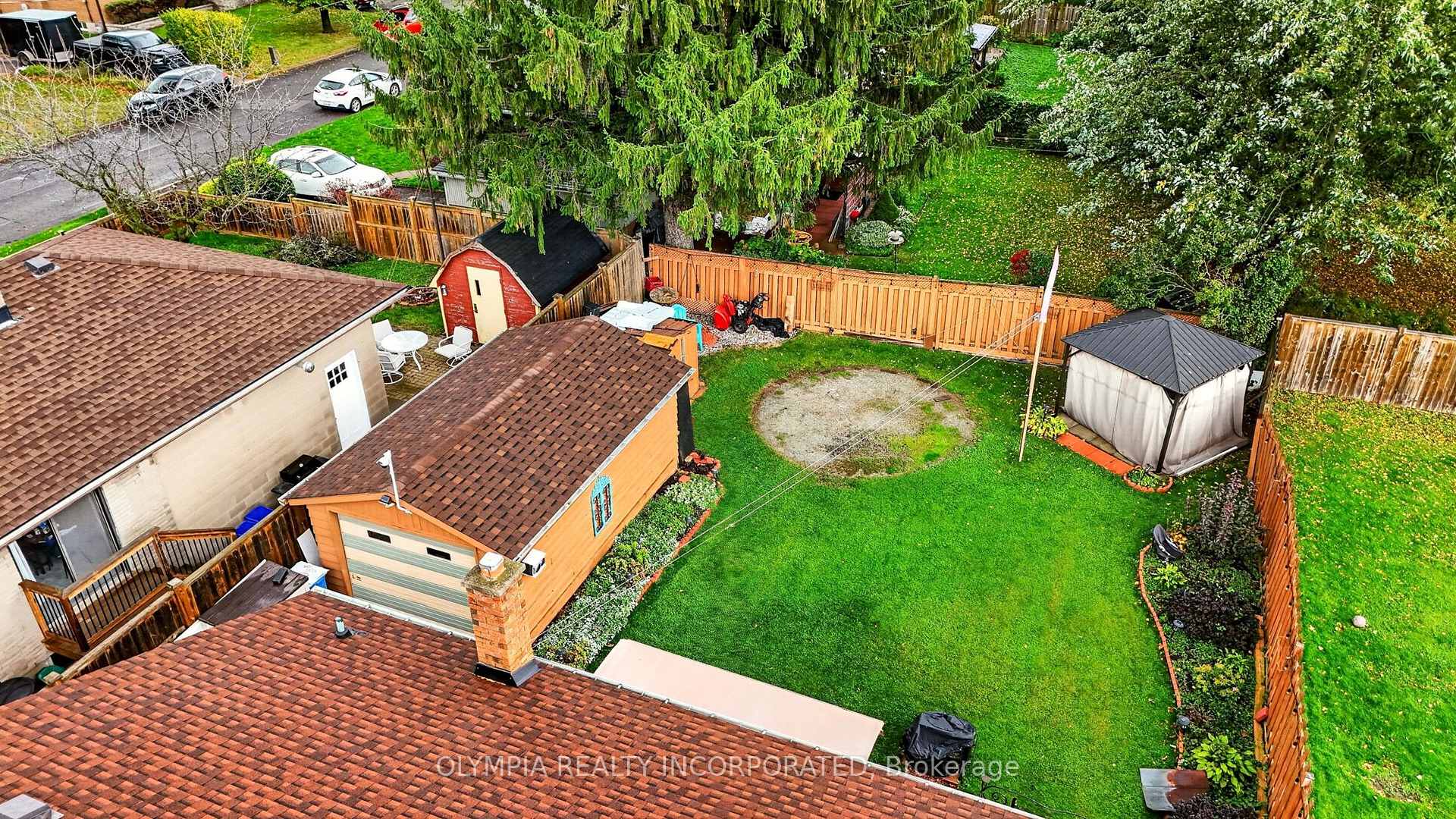 Photo 3 of 3180 Sinnicks Avenue W, Niagara Falls, Church's Lane — HOMEH