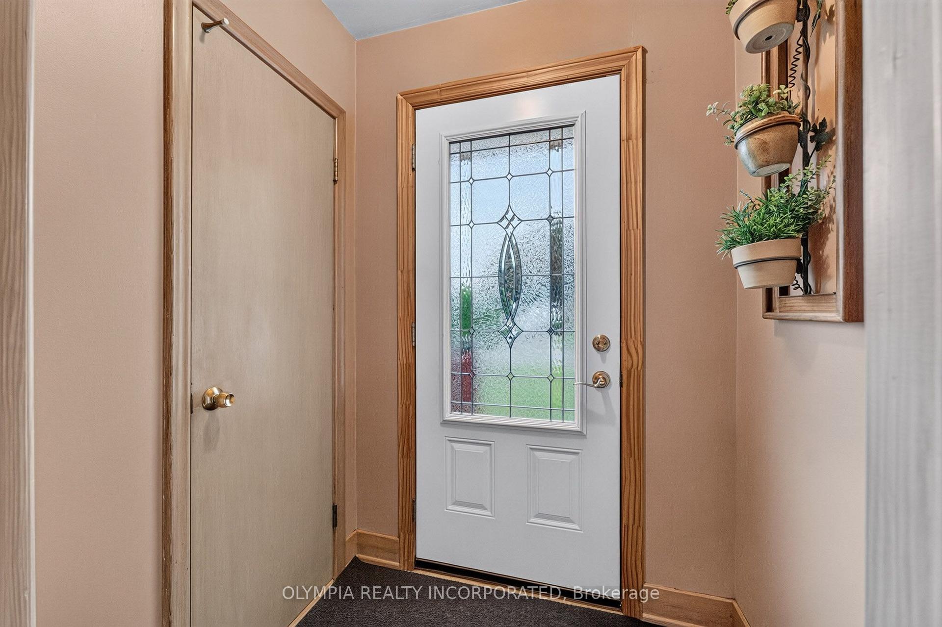 Photo 5 of 3180 Sinnicks Avenue W, Niagara Falls, Church's Lane — HOMEH