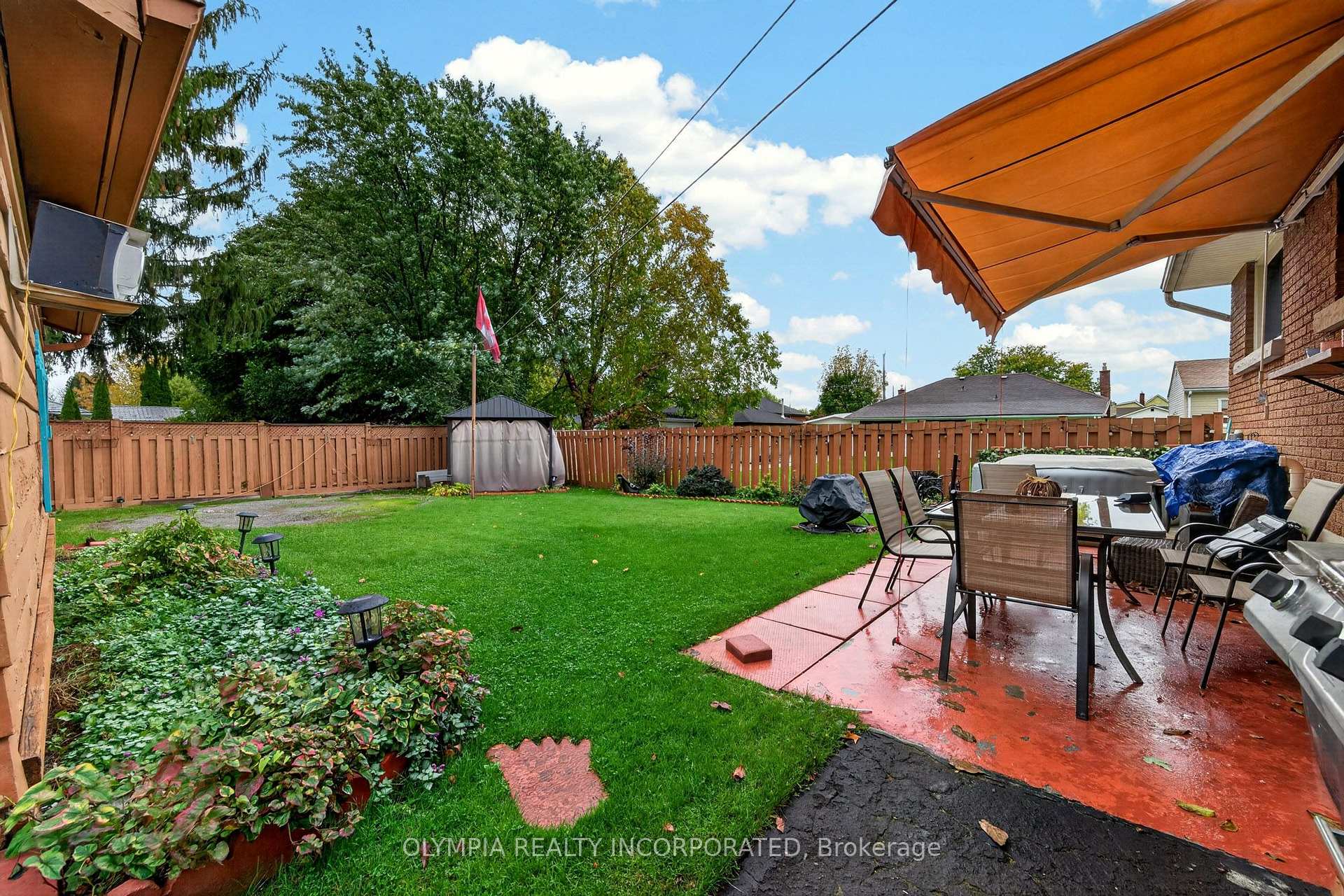 Photo 25 of 3180 Sinnicks Avenue W, Niagara Falls, Church's Lane — HOMEH
