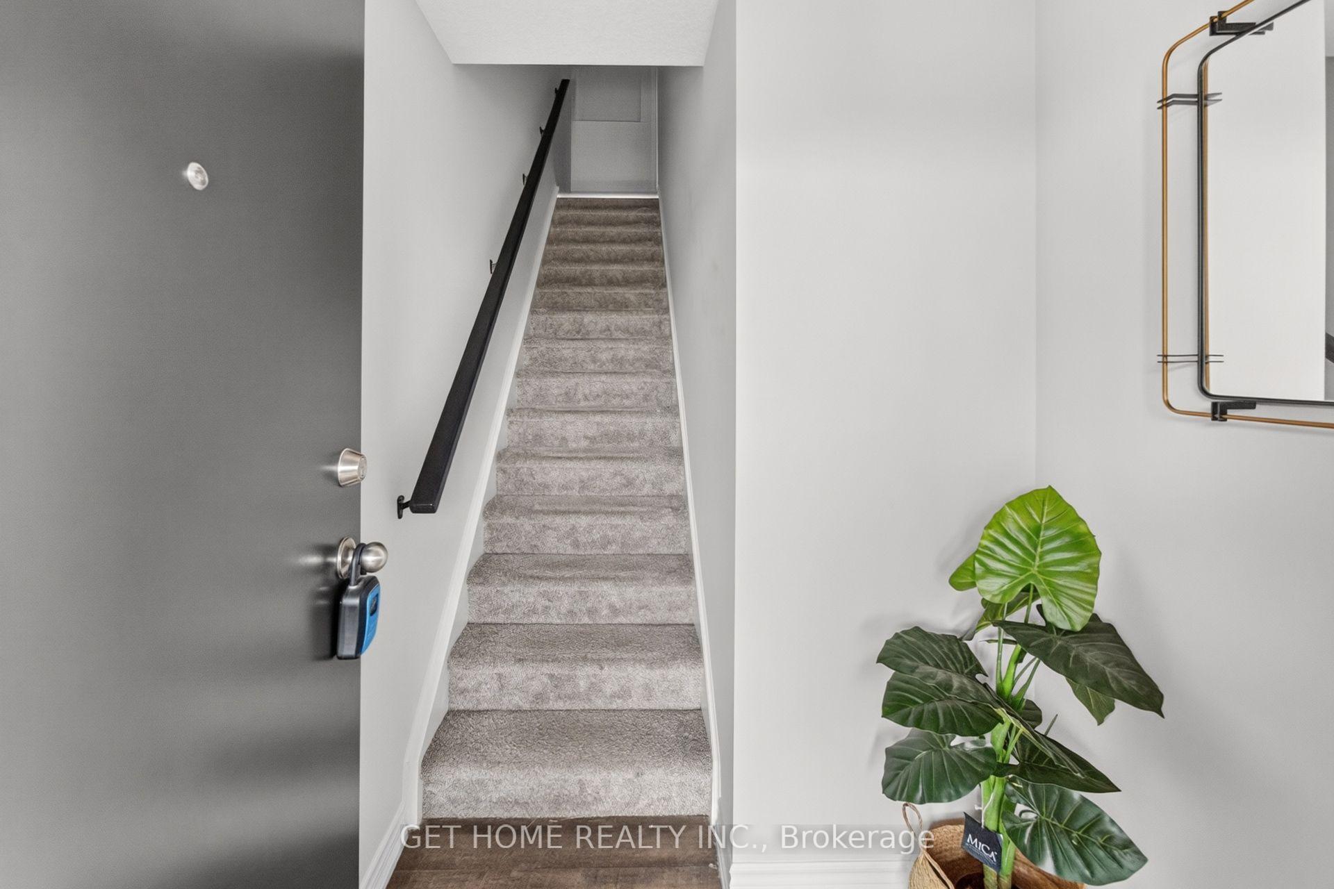 Photo 6 of Unit 3, 235 Chapel Hill Drive, Kitchener, Doon South — HOMEH