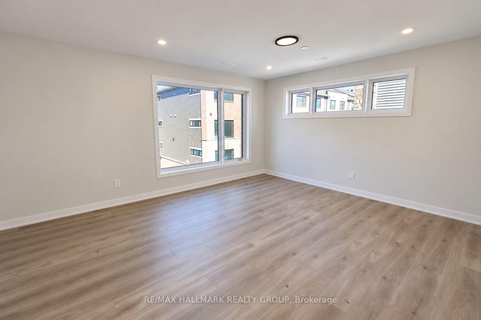 Photo 2 of Unit 2, 1001 Glenroy Gilbert Drive, Ottawa, Barrhaven - Strandherd — HOMEH