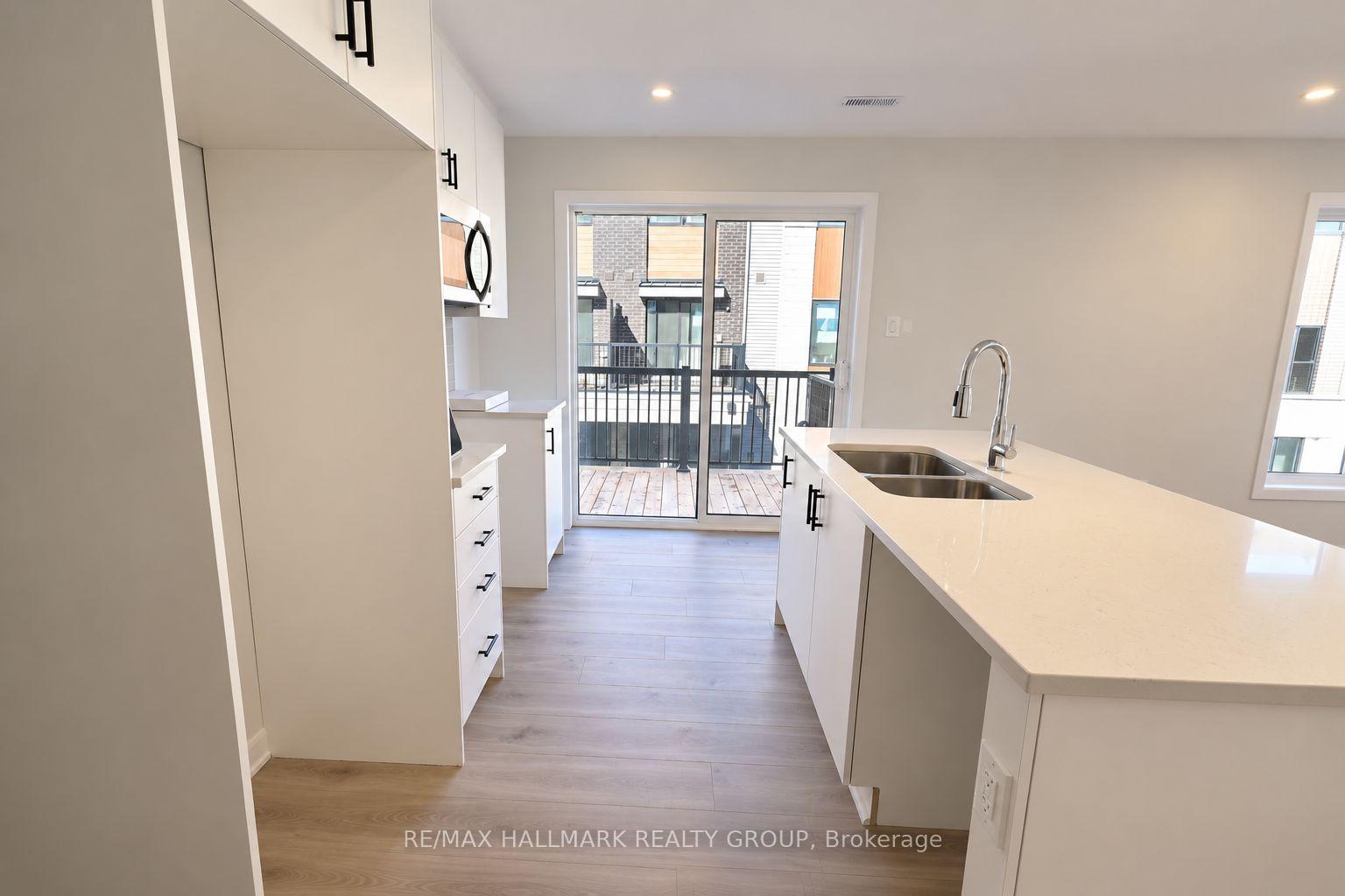 Photo 7 of Unit 2, 1001 Glenroy Gilbert Drive, Ottawa, Barrhaven - Strandherd — HOMEH