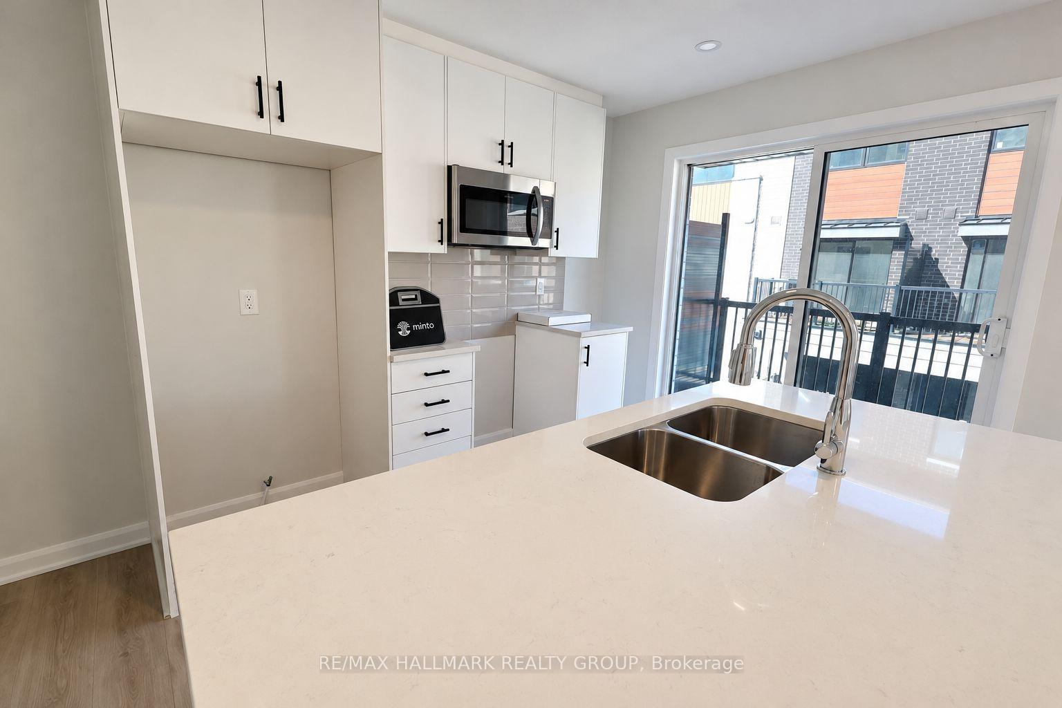 Photo 8 of Unit 2, 1001 Glenroy Gilbert Drive, Ottawa, Barrhaven - Strandherd — HOMEH