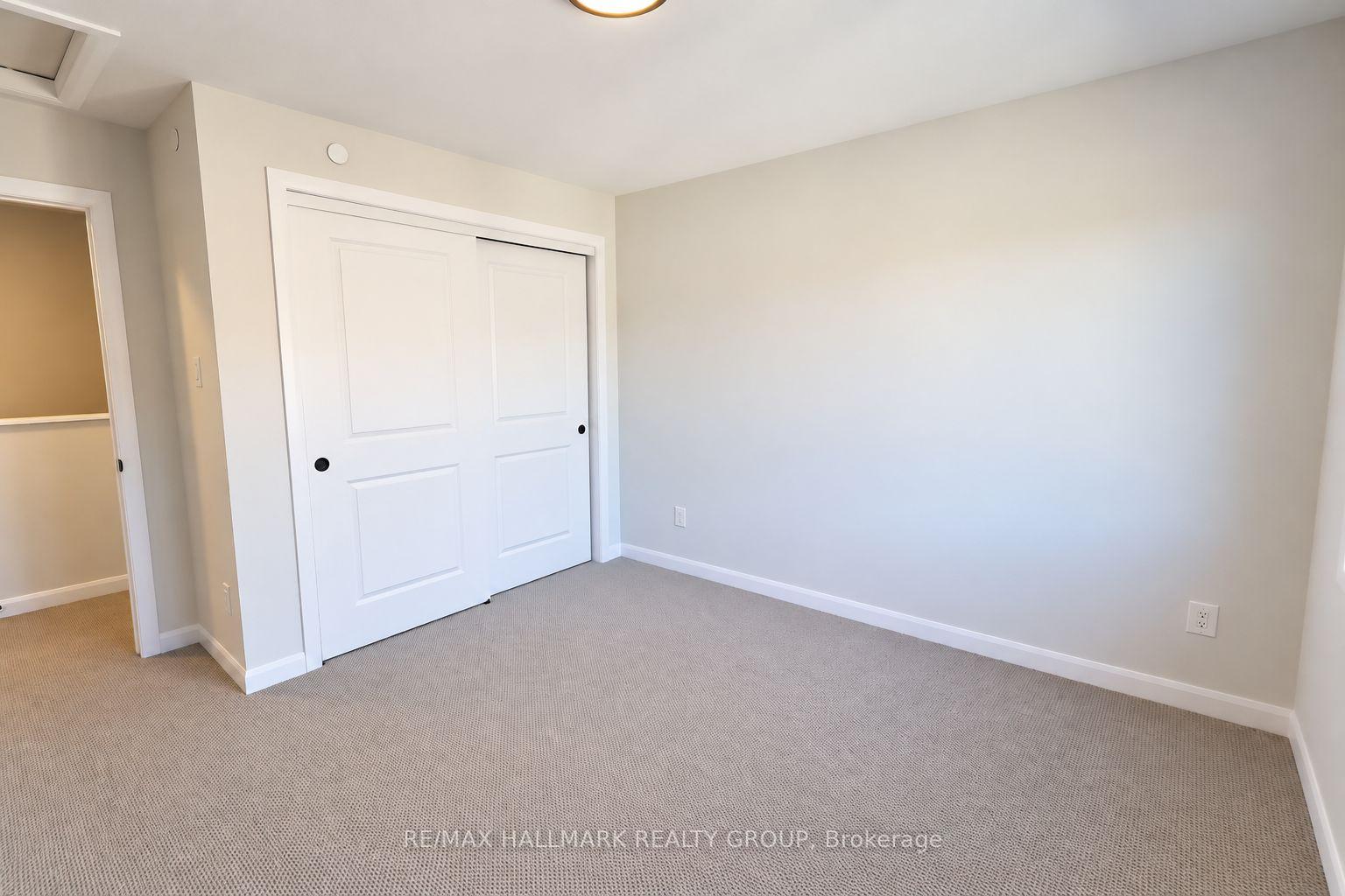 Photo 11 of Unit 2, 1001 Glenroy Gilbert Drive, Ottawa, Barrhaven - Strandherd — HOMEH