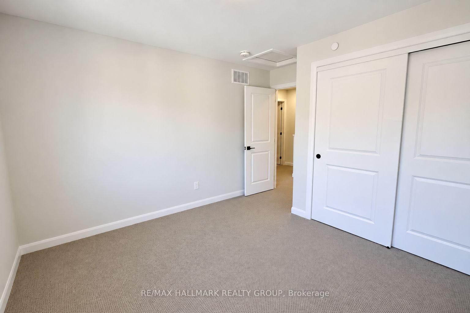 Photo 12 of Unit 2, 1001 Glenroy Gilbert Drive, Ottawa, Barrhaven - Strandherd — HOMEH