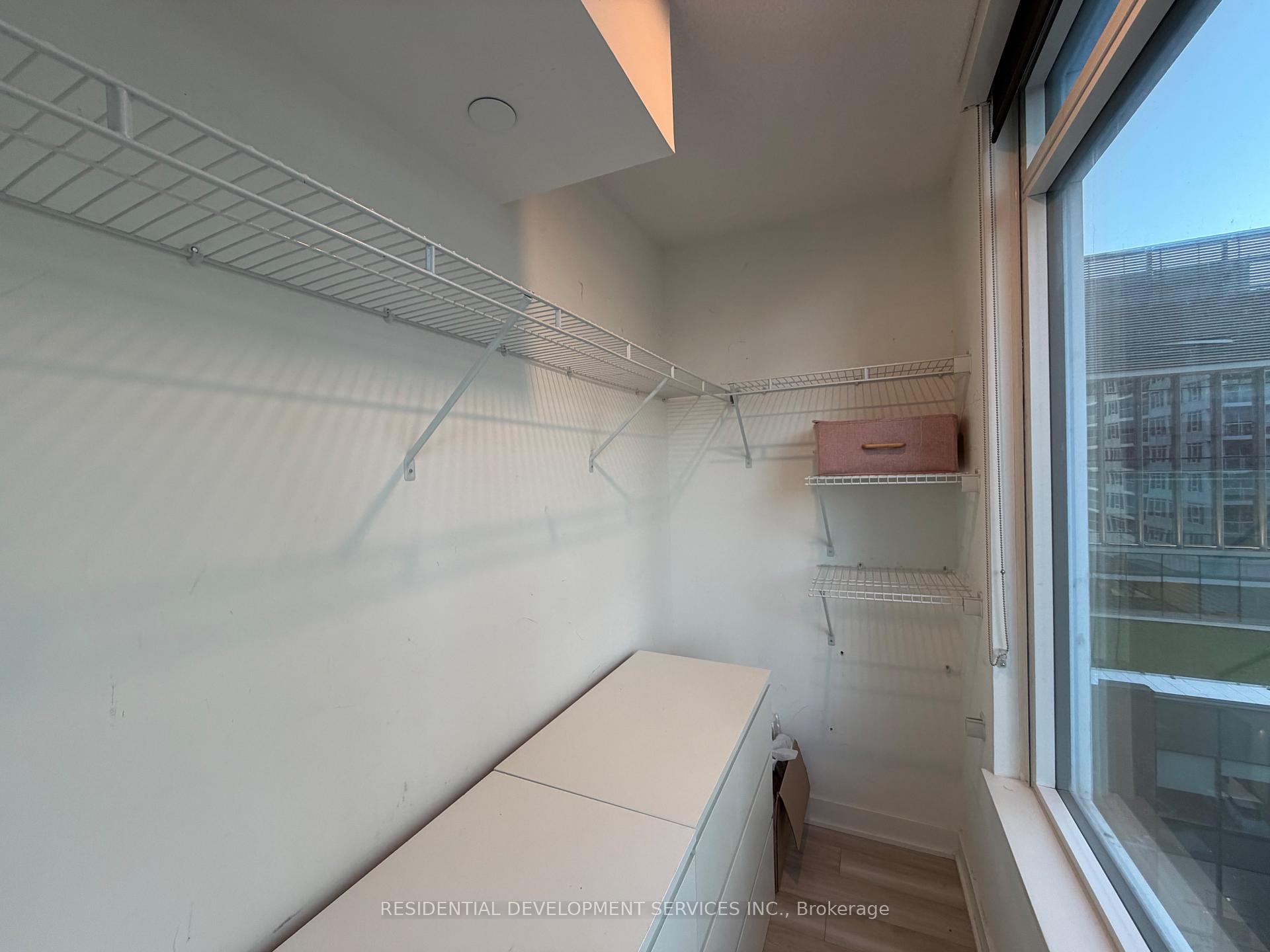 Photo 10 of Unit 906, 17 Bathurst Street, Toronto, Waterfront Communities — HOMEH